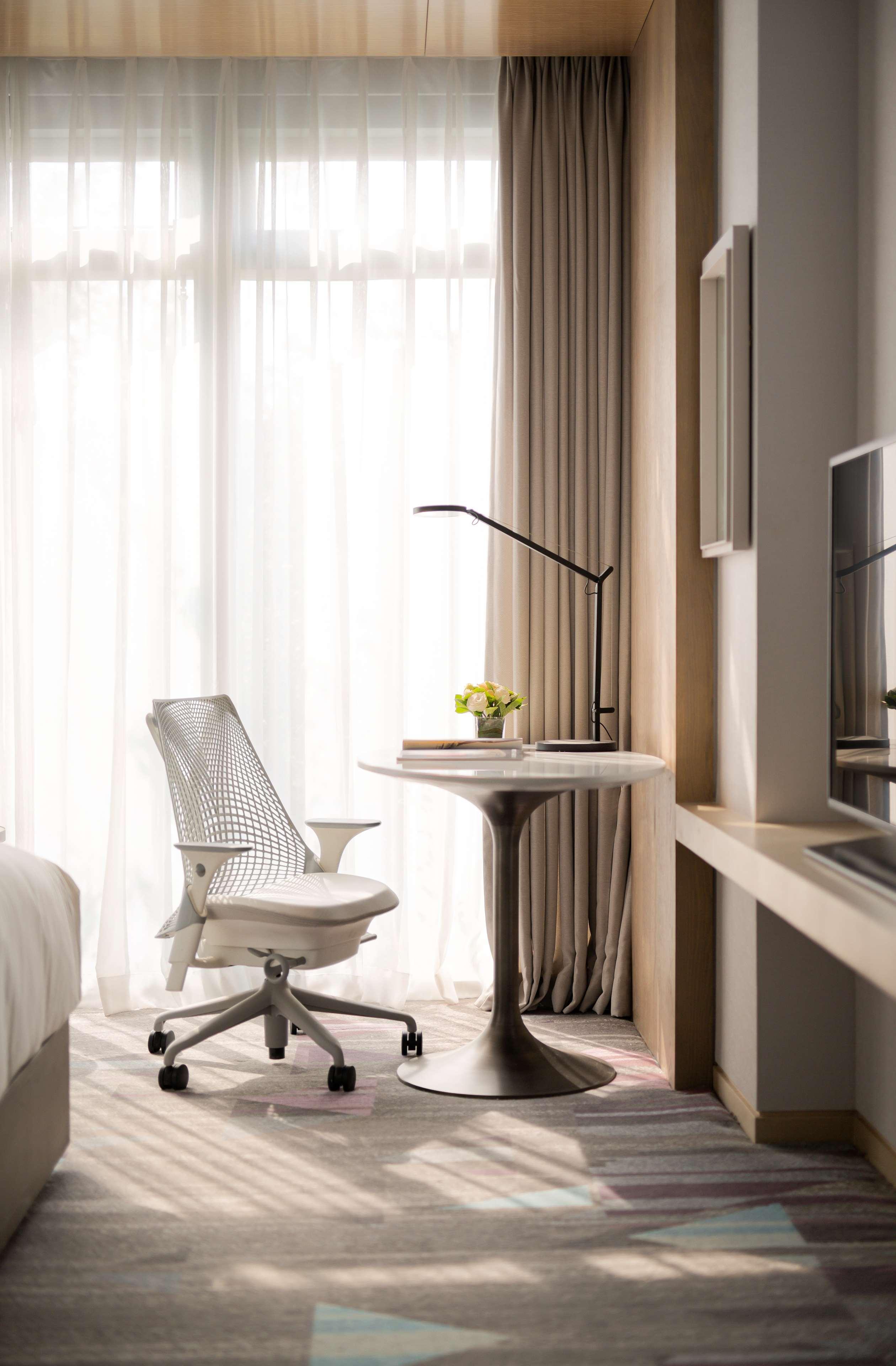 Hilton Garden Inn Shenzhen World Exhibition & Convention Center 외부 사진