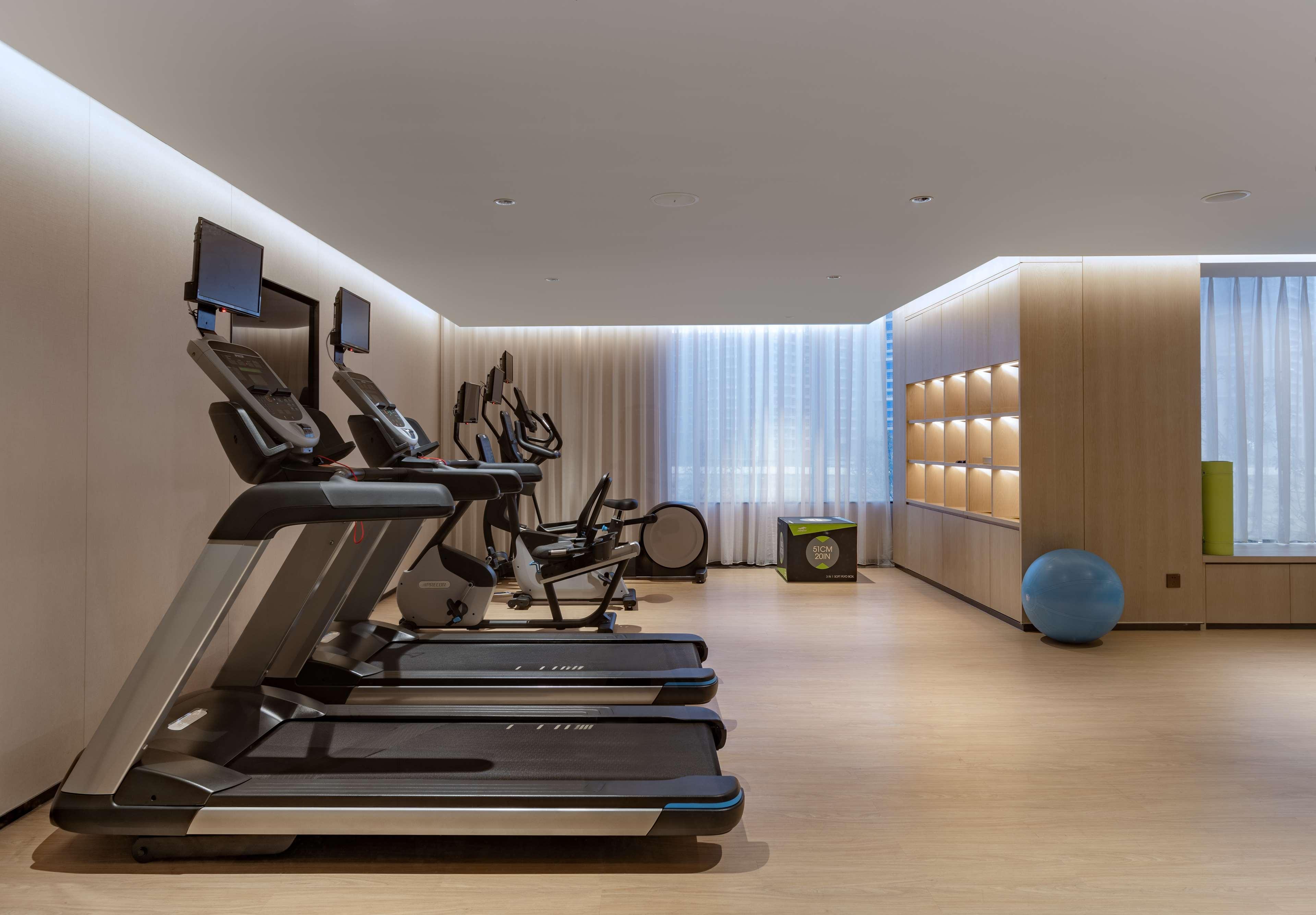 Hilton Garden Inn Shenzhen World Exhibition & Convention Center 외부 사진