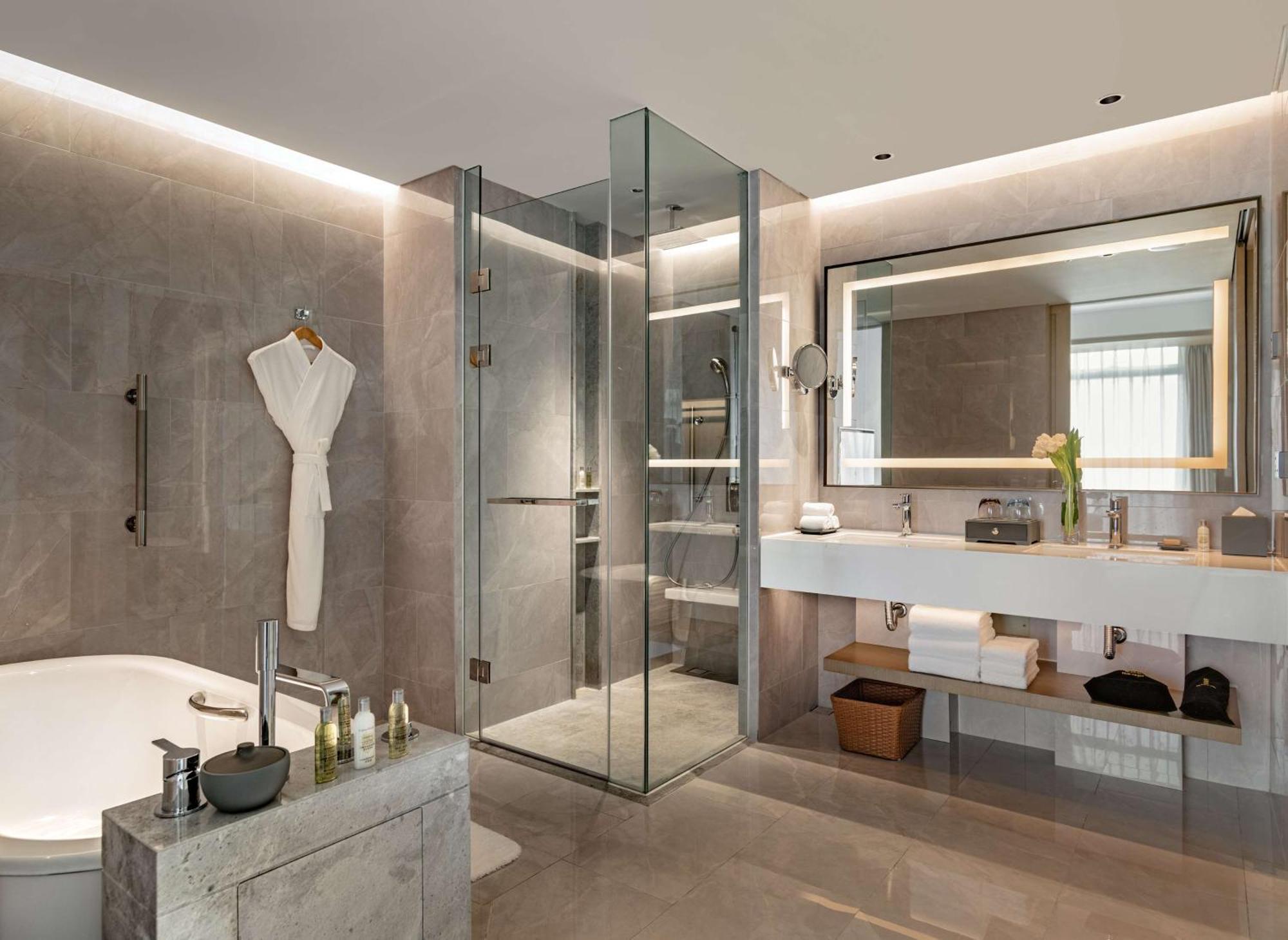 Hilton Garden Inn Shenzhen World Exhibition & Convention Center 외부 사진