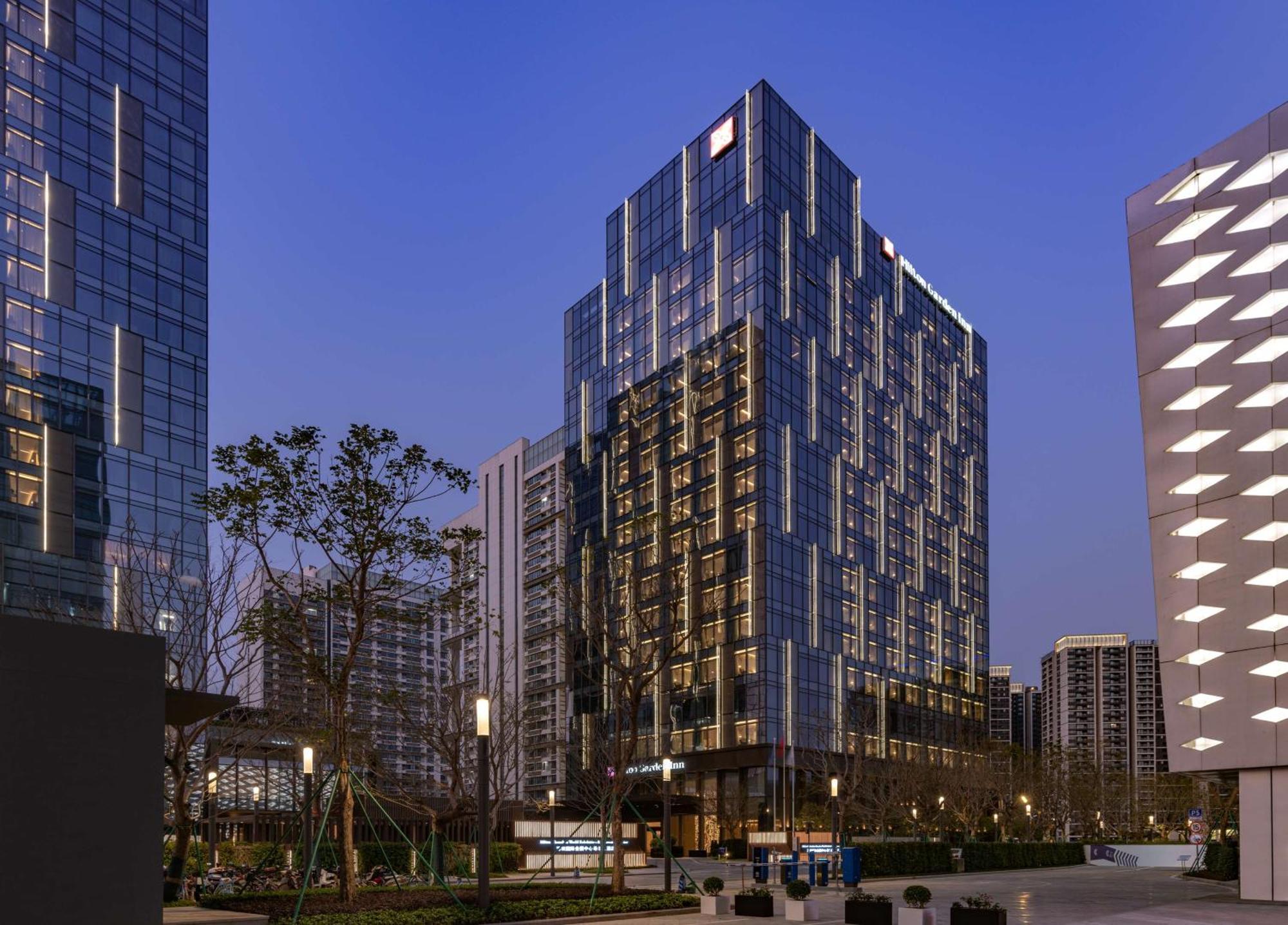 Hilton Garden Inn Shenzhen World Exhibition & Convention Center 외부 사진